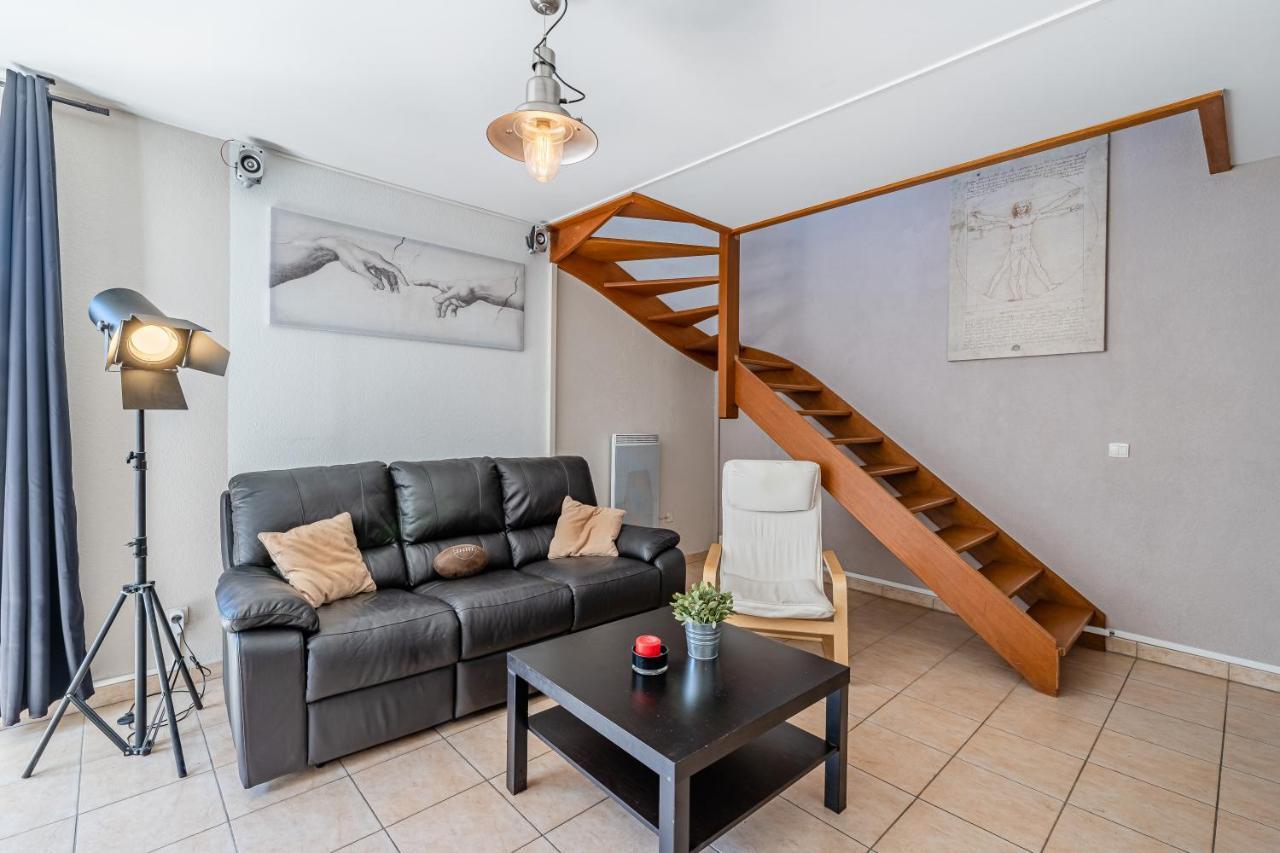 La Joliette; Duplex 2 Chambres, Parking Inclus+ Terrasse+ Ascenseur マルセイユ エクステリア 写真