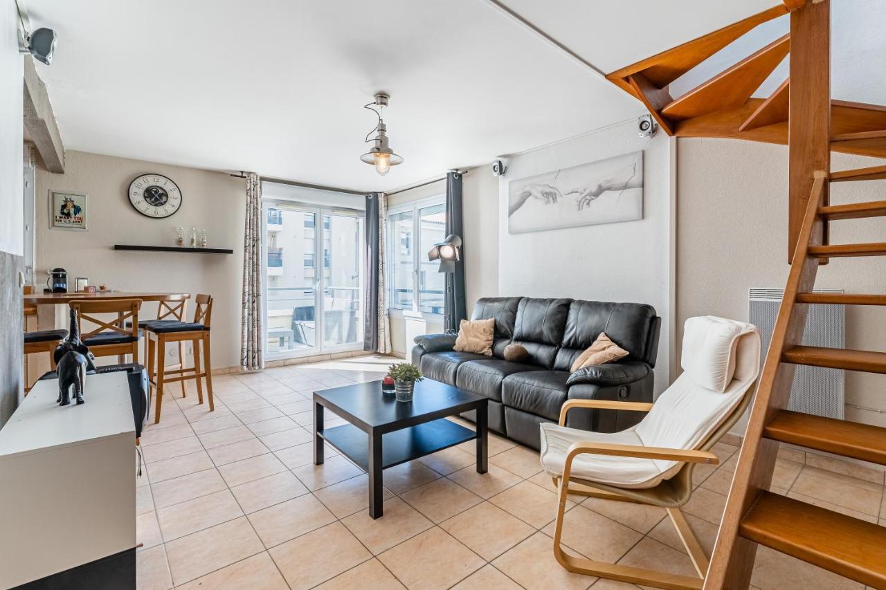 La Joliette; Duplex 2 Chambres, Parking Inclus+ Terrasse+ Ascenseur マルセイユ エクステリア 写真