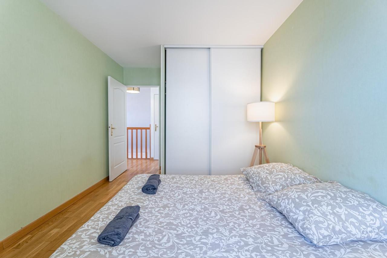 La Joliette; Duplex 2 Chambres, Parking Inclus+ Terrasse+ Ascenseur マルセイユ エクステリア 写真