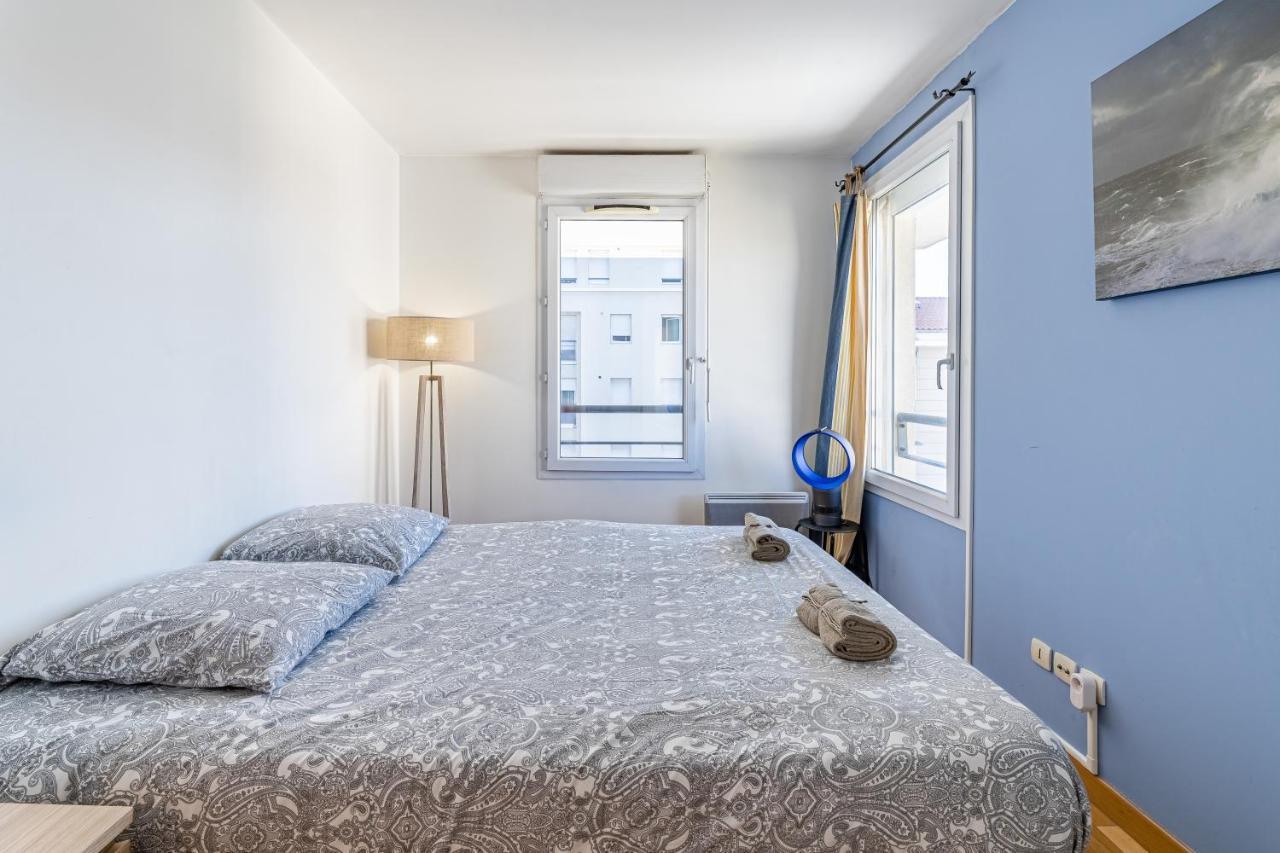 La Joliette; Duplex 2 Chambres, Parking Inclus+ Terrasse+ Ascenseur マルセイユ エクステリア 写真