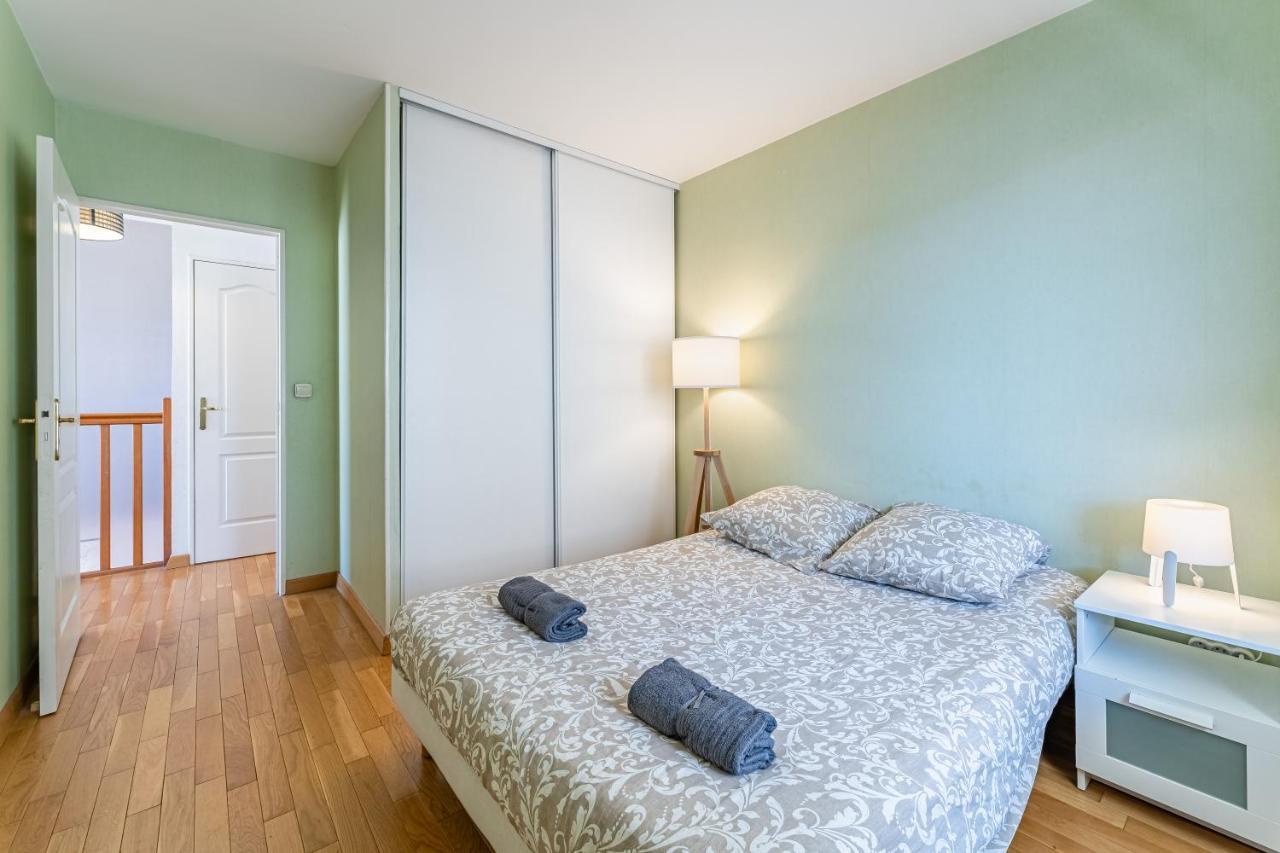 La Joliette; Duplex 2 Chambres, Parking Inclus+ Terrasse+ Ascenseur マルセイユ エクステリア 写真